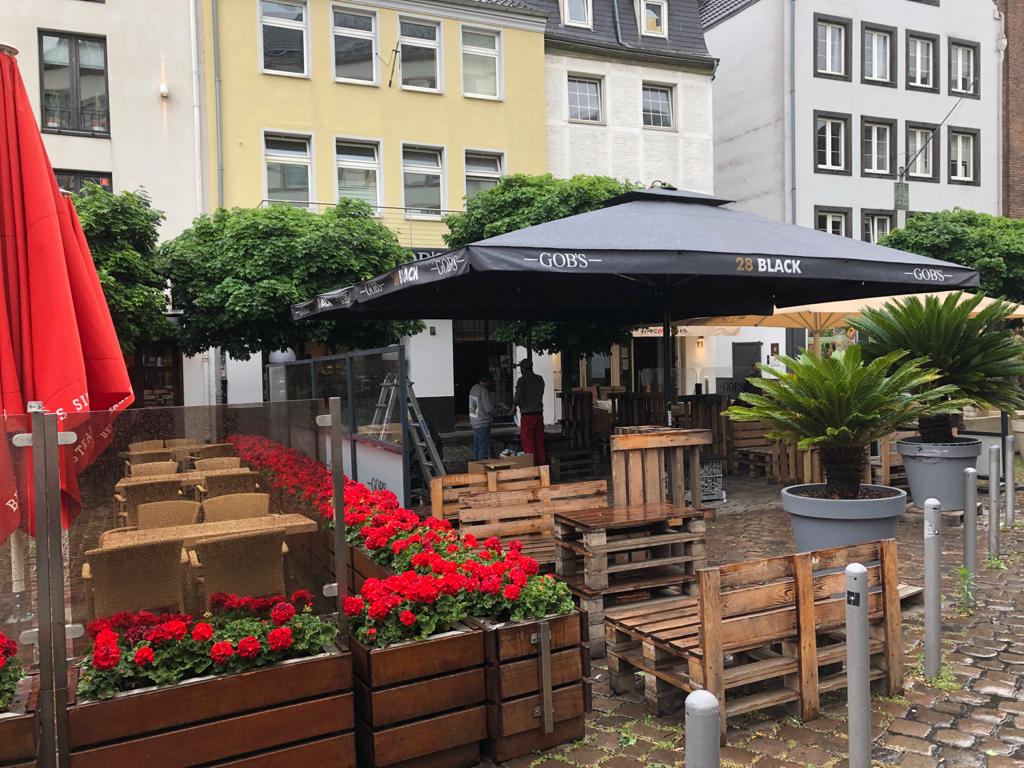 Sonnenschirm Düsseldorf - GOB´S